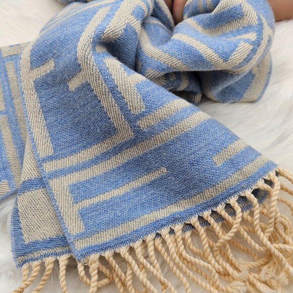 Fendi Zucca Blue and beige pattern Shawl - Picture 9 of 15